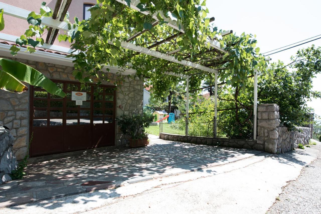 Apartments With A Parking Space Icici, Opatija - 14155 Buitenkant foto